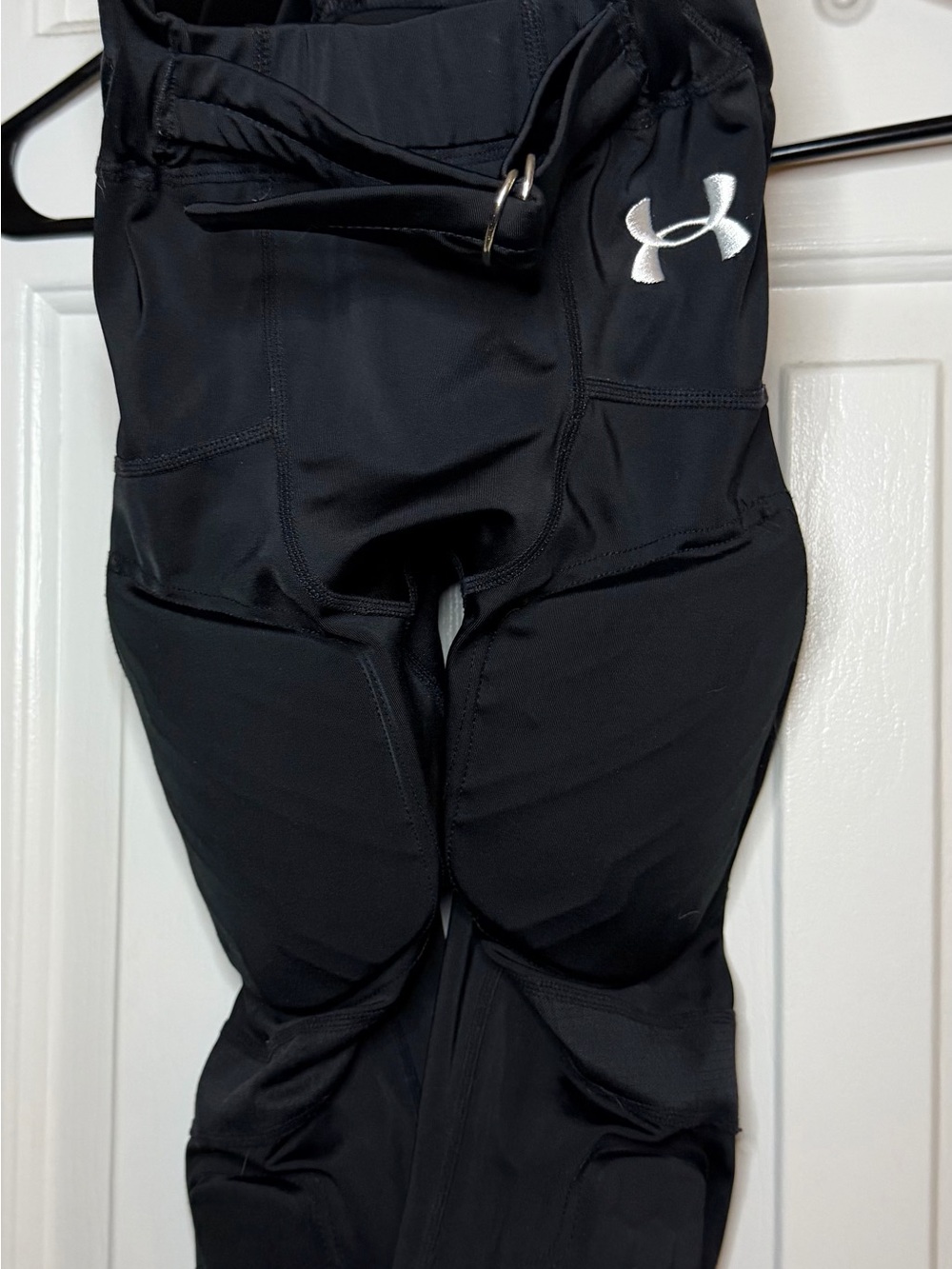 Under Armour Youth Integrated Padded Football Pants Size Medium